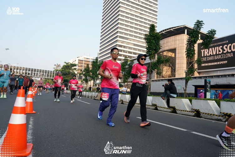 Race photo from Smartfren Run 2025 