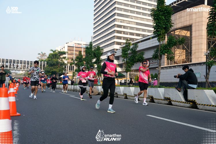 Race photo from Smartfren Run 2025 