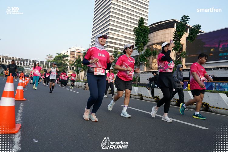 Race photo from Smartfren Run 2025 