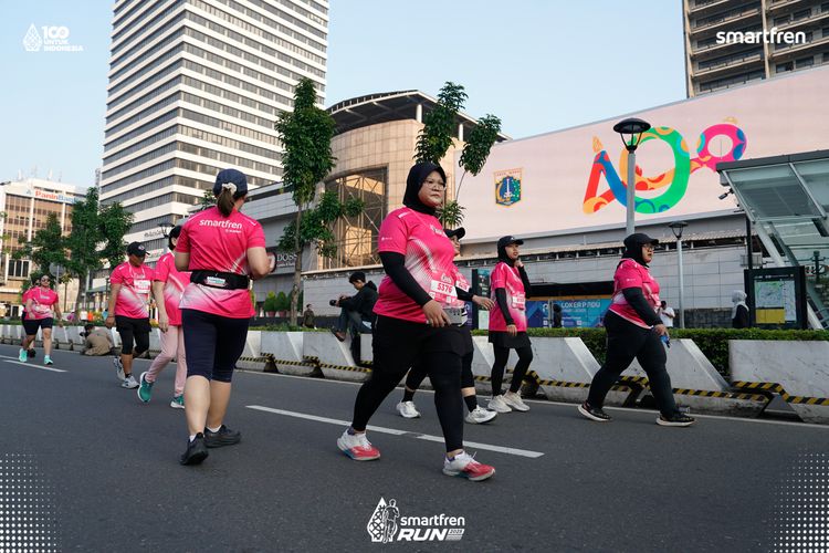 Race photo from Smartfren Run 2025 