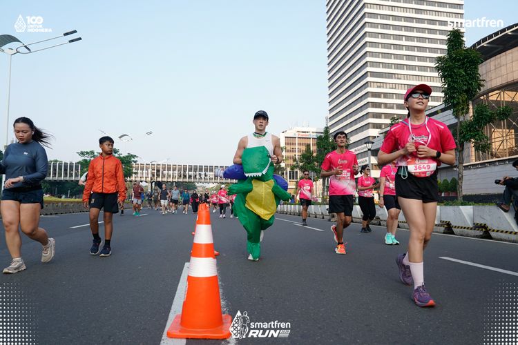 Race photo from Smartfren Run 2025 