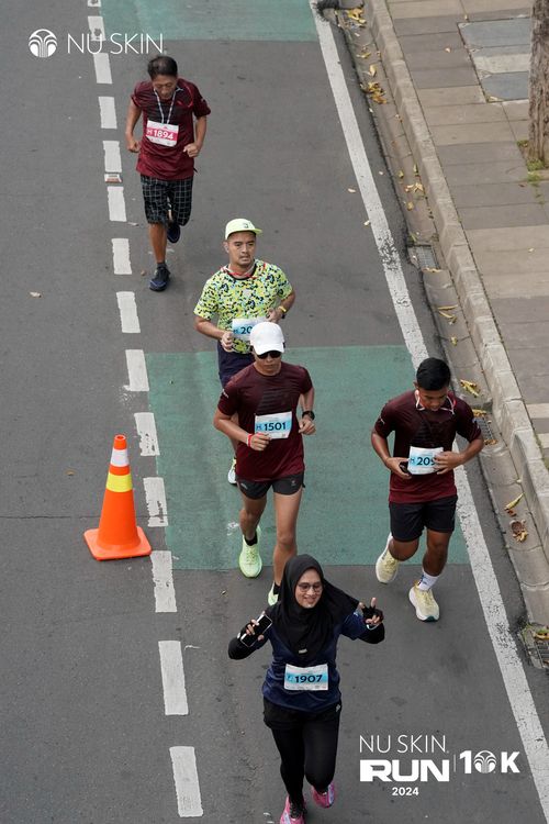 Race photo from Nu Skin Run 10K