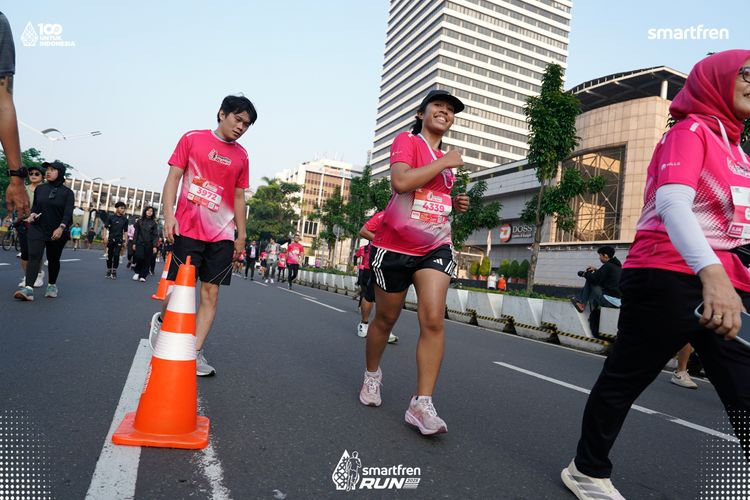 Race photo from Smartfren Run 2025 
