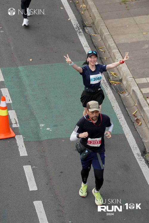 Race photo from Nu Skin Run 10K