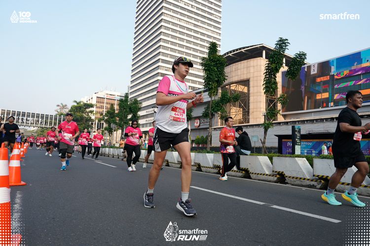 Race photo from Smartfren Run 2025 