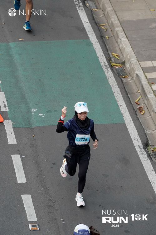 Race photo from Nu Skin Run 10K