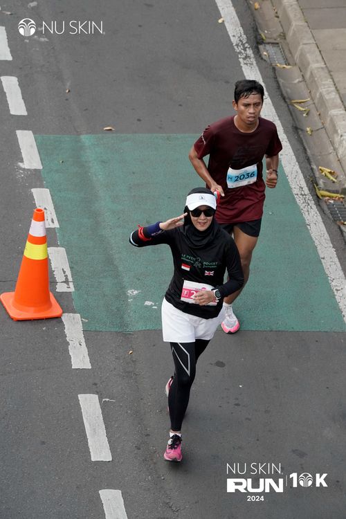 Race photo from Nu Skin Run 10K