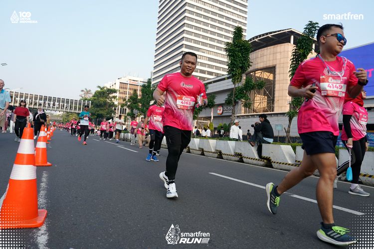 Race photo from Smartfren Run 2025 