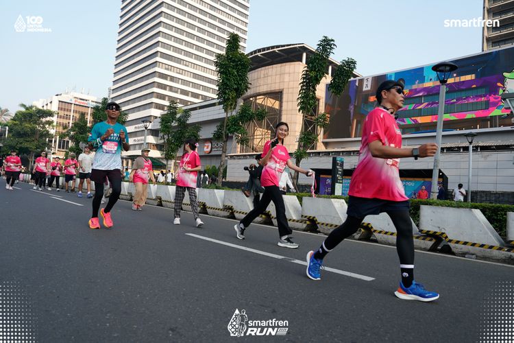 Race photo from Smartfren Run 2025 