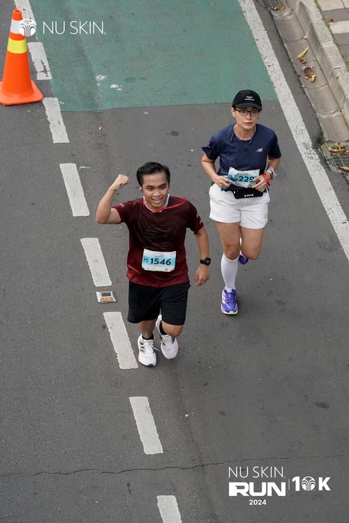 Race photo from Nu Skin Run 10K