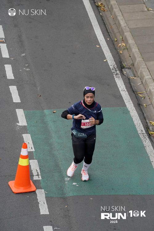Race photo from Nu Skin Run 10K