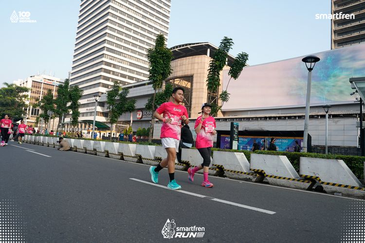 Race photo from Smartfren Run 2025 