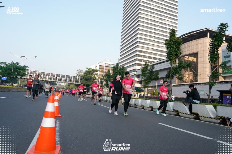 Race photo from Smartfren Run 2025 