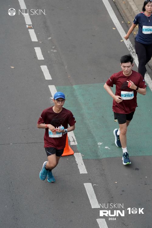 Race photo from Nu Skin Run 10K
