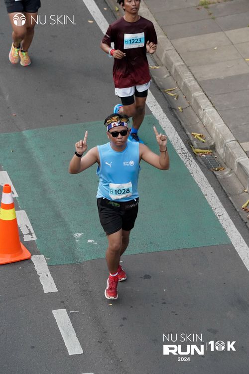 Race photo from Nu Skin Run 10K