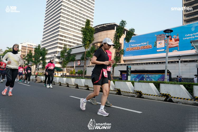 Race photo from Smartfren Run 2025 