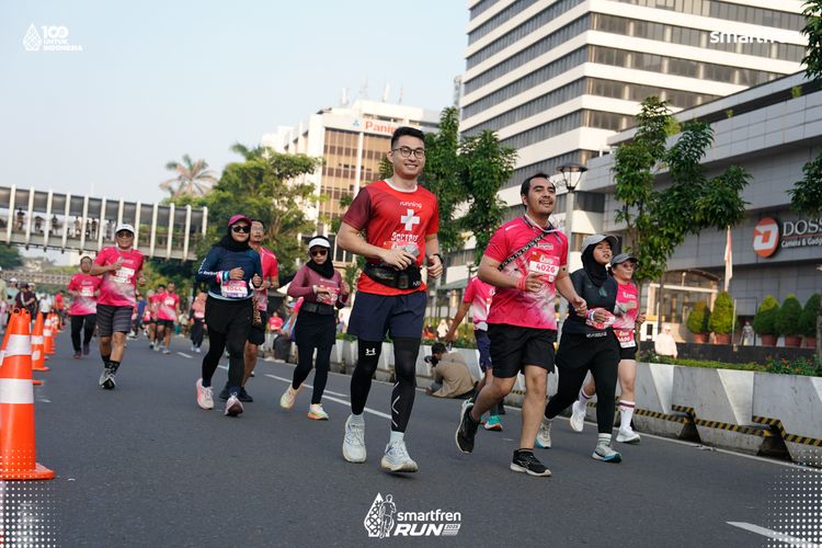 Race photo from Smartfren Run 2025 