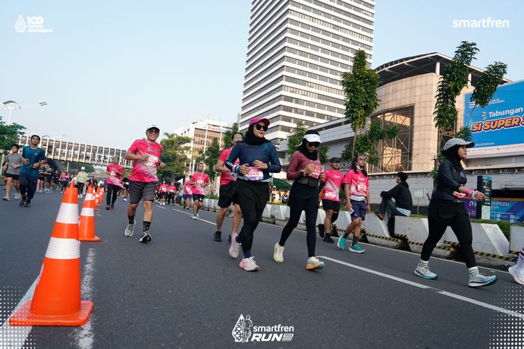 Race photo from Smartfren Run 2025 