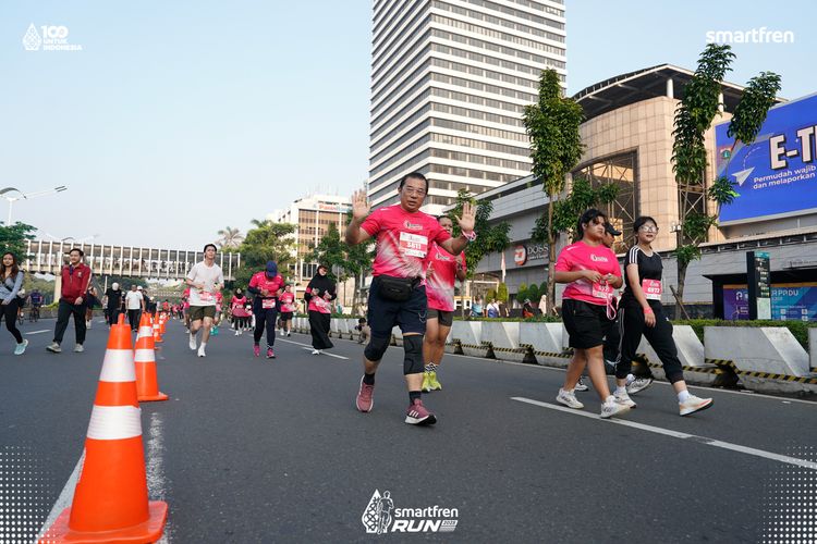 Race photo from Smartfren Run 2025 