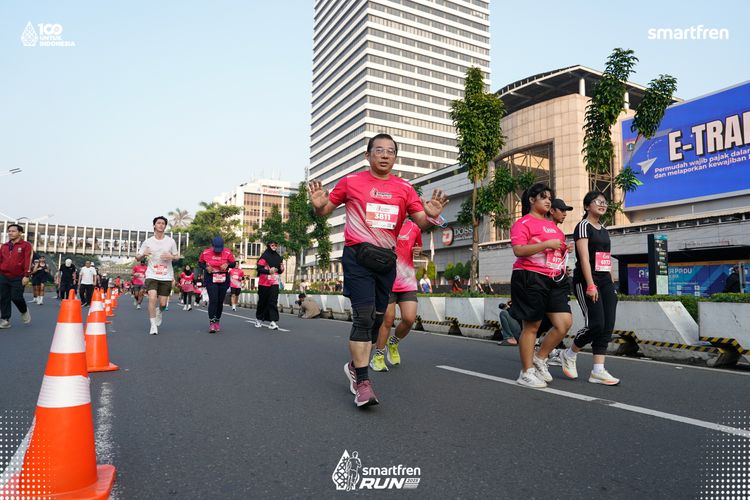 Race photo from Smartfren Run 2025 