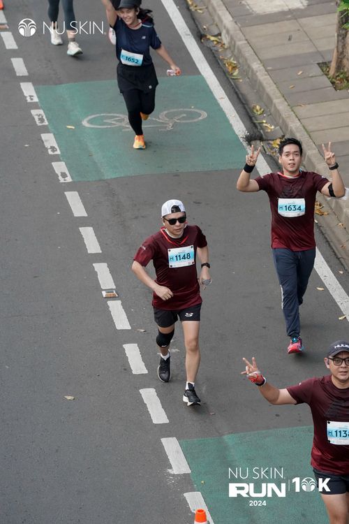 Race photo from Nu Skin Run 10K