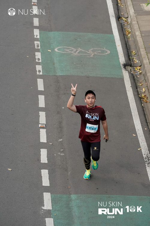 Race photo from Nu Skin Run 10K