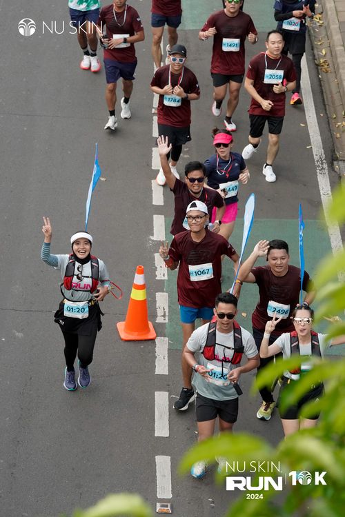 Race photo from Nu Skin Run 10K