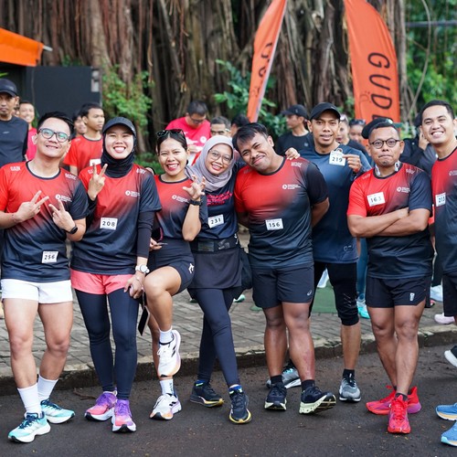 Race photo from FIRST SUNDAY RUN