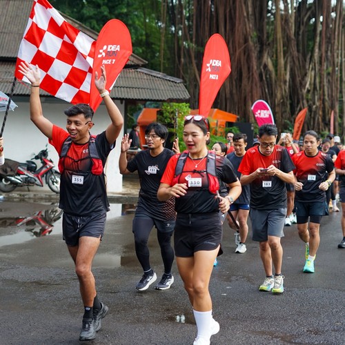 Race photo from FIRST SUNDAY RUN