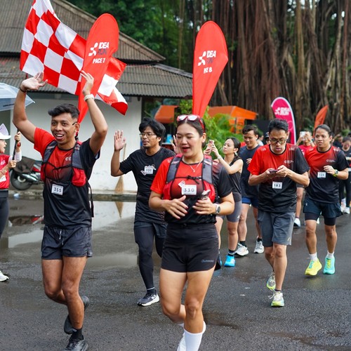 Race photo from FIRST SUNDAY RUN