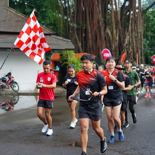 Race photo from FIRST SUNDAY RUN