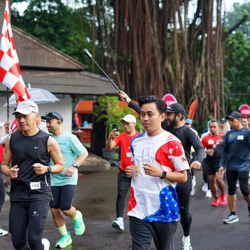 Race photo from FIRST SUNDAY RUN