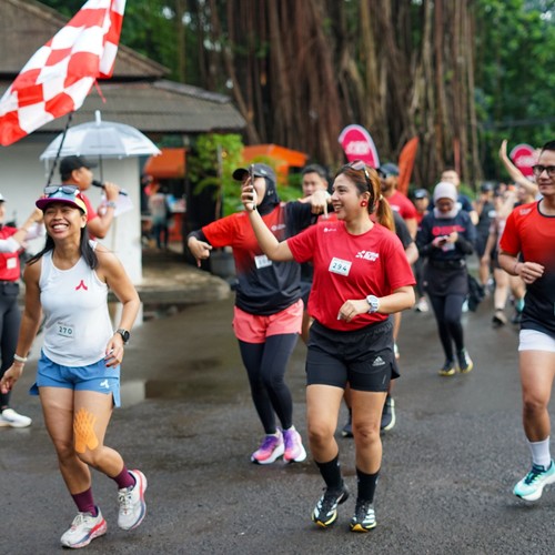 Race photo from FIRST SUNDAY RUN