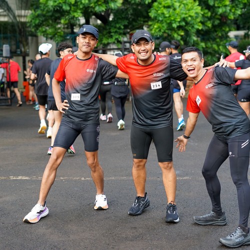 Race photo from FIRST SUNDAY RUN