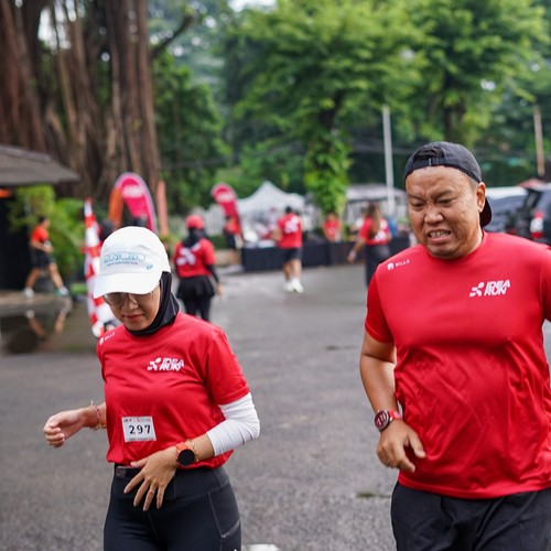 Race photo from FIRST SUNDAY RUN