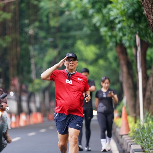 Race photo from FIRST SUNDAY RUN