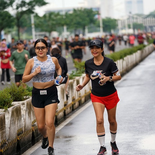 Race photo from FIRST SUNDAY RUN