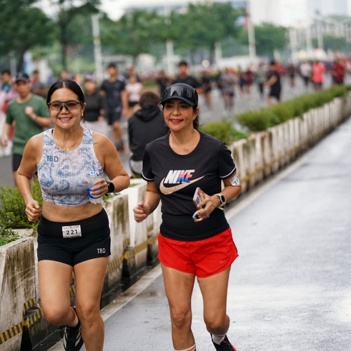 Race photo from FIRST SUNDAY RUN