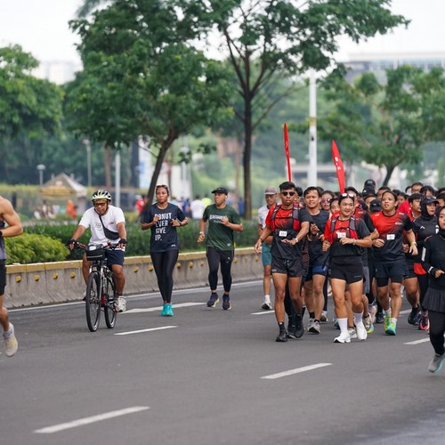 Race photo from FIRST SUNDAY RUN