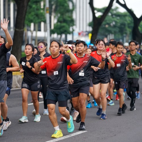 Race photo from FIRST SUNDAY RUN