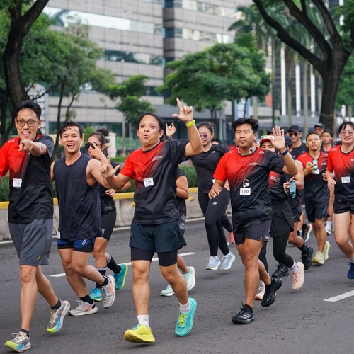 Race photo from FIRST SUNDAY RUN