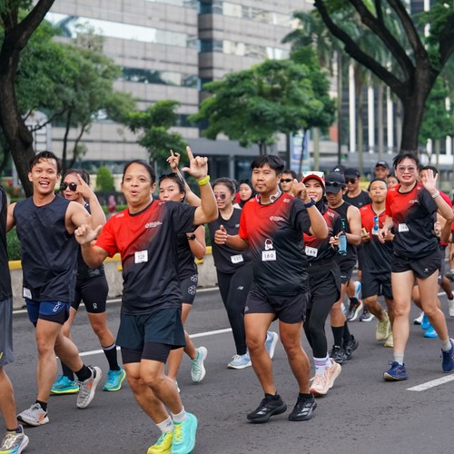 Race photo from FIRST SUNDAY RUN
