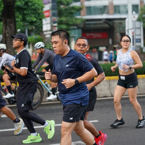 Race photo from FIRST SUNDAY RUN
