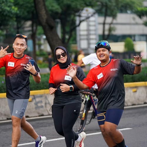 Race photo from FIRST SUNDAY RUN