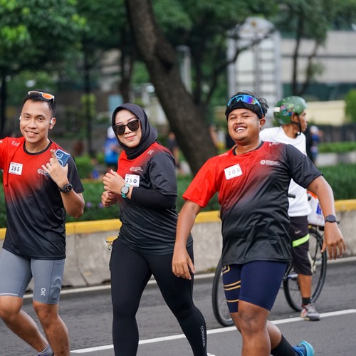 Race photo from FIRST SUNDAY RUN