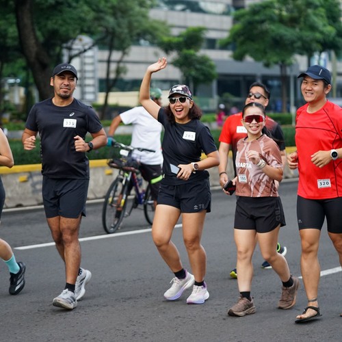 Race photo from FIRST SUNDAY RUN