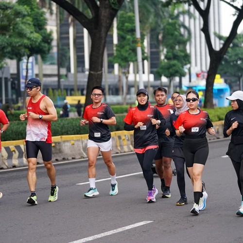 Race photo from FIRST SUNDAY RUN