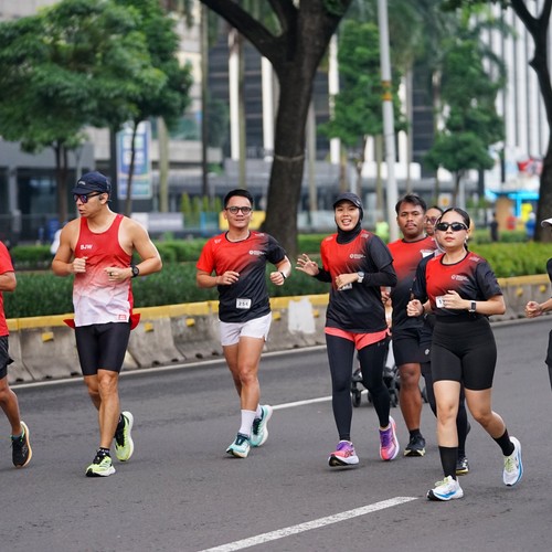 Race photo from FIRST SUNDAY RUN
