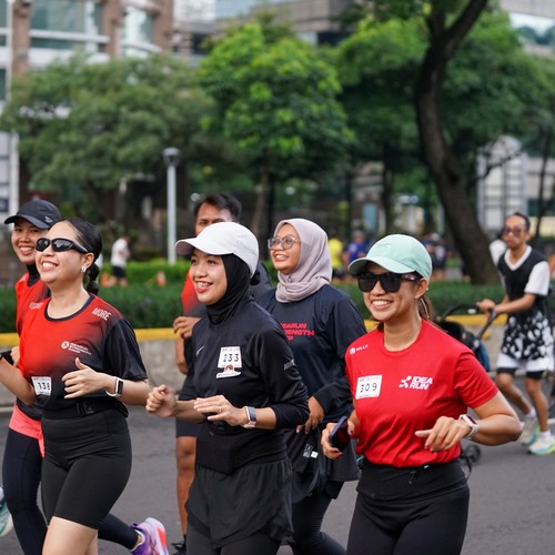 Race photo from FIRST SUNDAY RUN