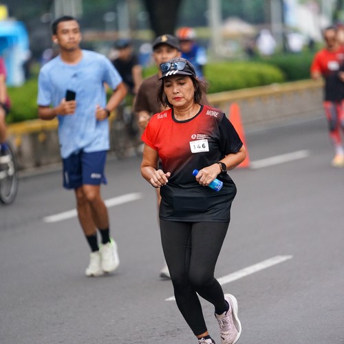Race photo from FIRST SUNDAY RUN